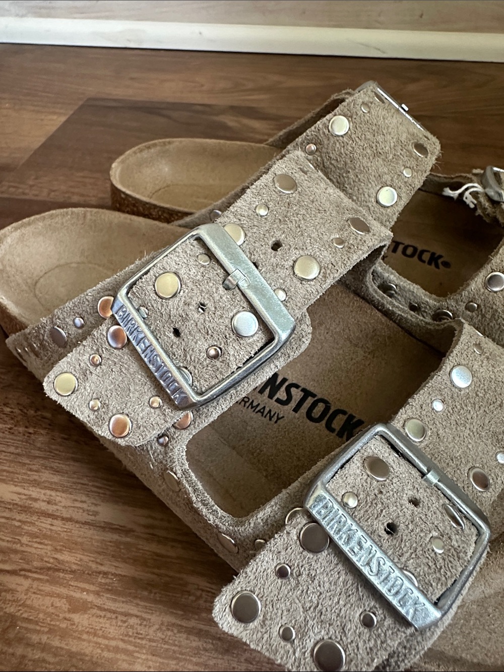 Birkenstock Women’s Arizona Rivet Border Suede Sandals-Size 7-NWT - Picture 8 of 9